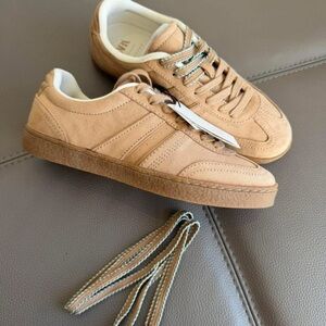 Zara Tan Suede Low-Top Sneakers